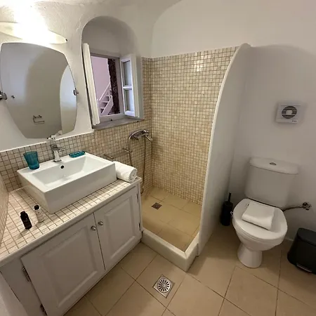 Iviscos Traditional House Semesterbostad Oia