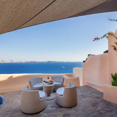 Iviscos Traditional House * Oia
